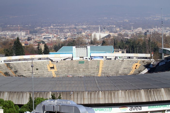 Bursaspor'un stadı yıkılıyor