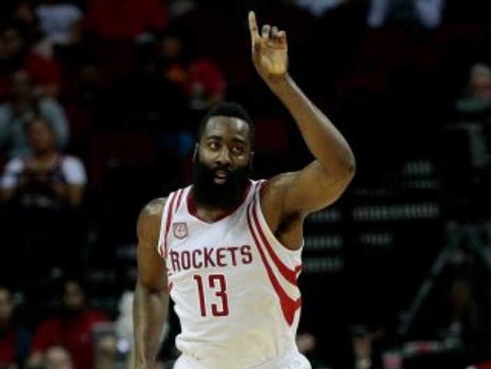 Harden triple double yaptı Houston 8. galibiyeti aldı