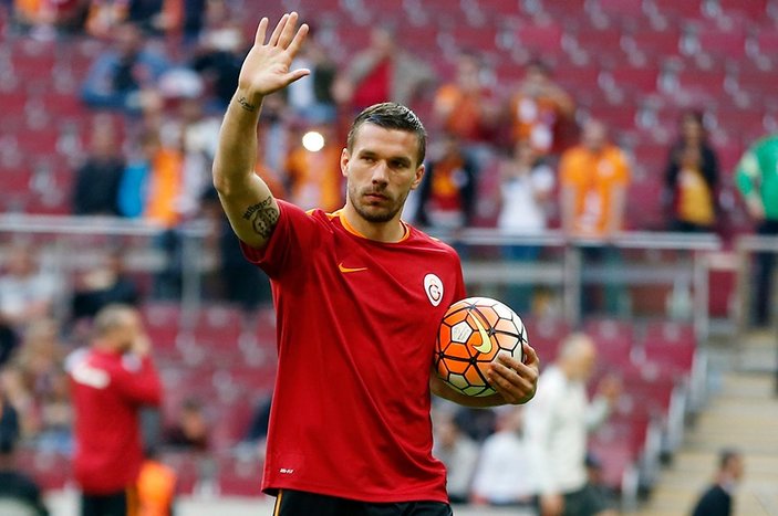 Galatasaray'da 6 kişiyle daha yollar ayrılacak