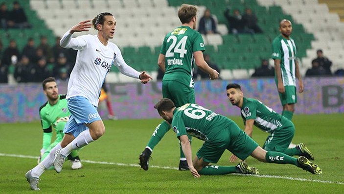 Trabzonspor'u Yusuf Yazıcı  sırtlıyor