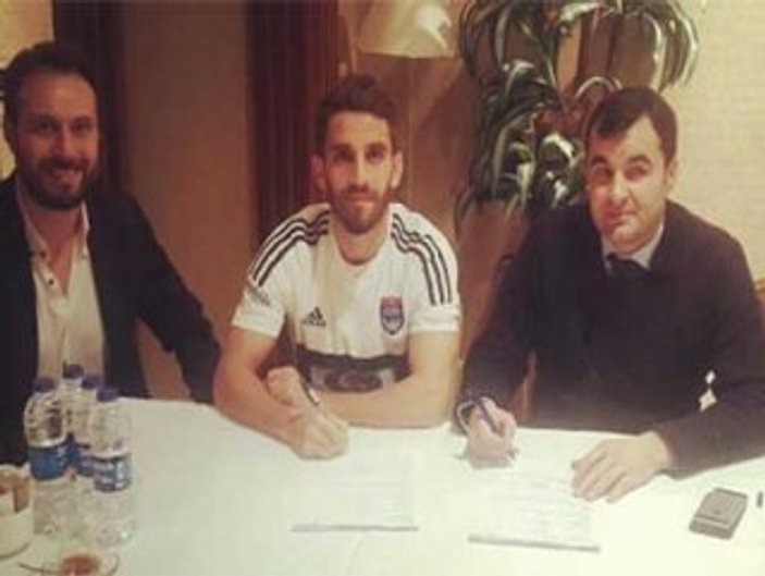 Fenerbahçe Ramazan Civelek'i Gaziantep'e kiraladı