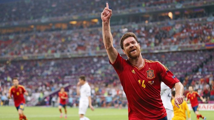 Xabi  Alonso emekliliğe hazırlanıyor