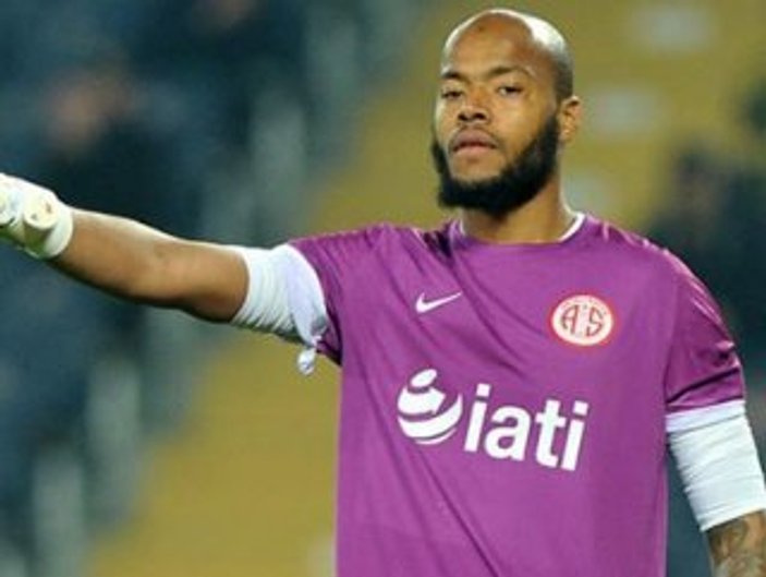 Antalyaspor kalecisi Rennes'e transfer oldu