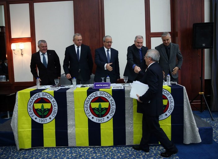 Fenerbahçe'nin net borcu açıklandı