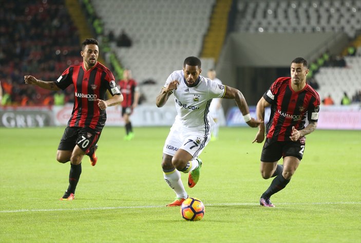 Fenerbahçe Antep deplasmanından 1 puan aldı