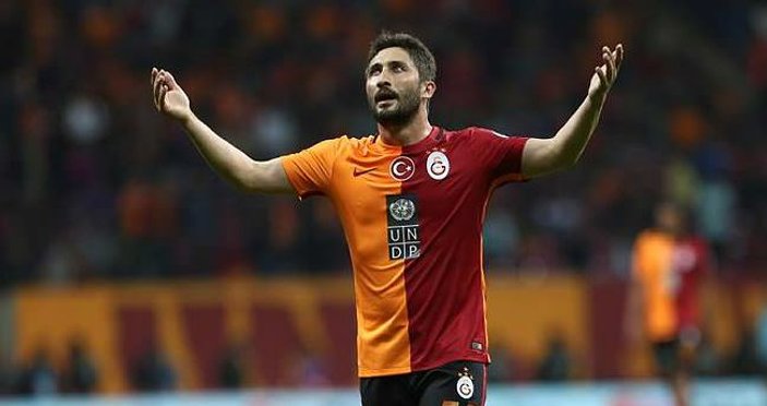 Galatasaray'da 5 isimle yollar ayrılıyor