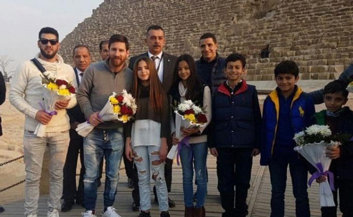 Arkeolog Hawass'tan Messi'ye: Tam bir moron