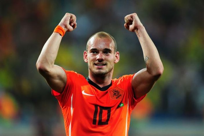 Hollanda'dan Sneijder ve Lens'e milli davet