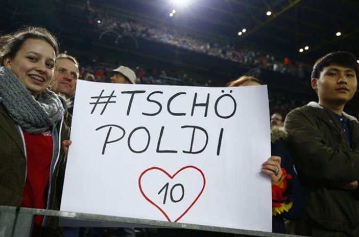 Podolski Almanya Milli Takımı'na veda etti