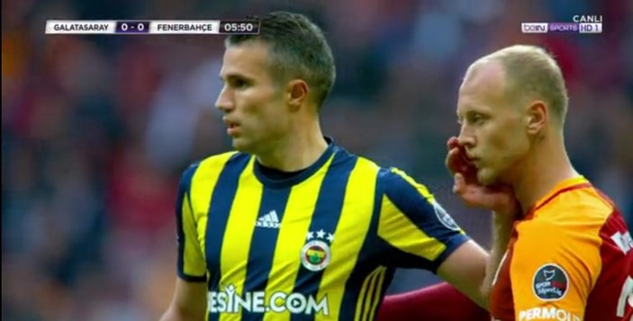 Van Persie'nin derbi taktiği