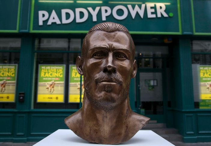 Ronaldo'nun büstünü yapan heykeltraştan Bale çalışması