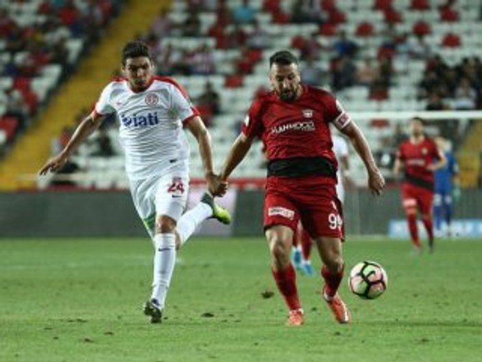 Antalyaspor Salih Dursun'u transfer etti