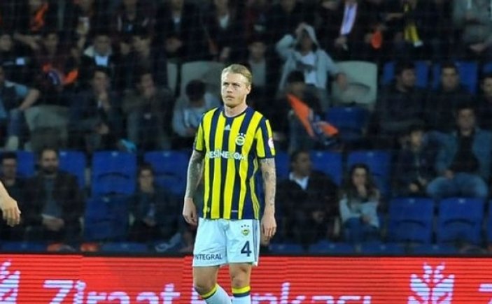 Fenerbahçe'de Kjaer giderse Mathieu gelecek