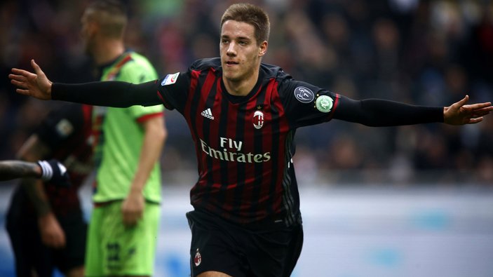 Tudor Pasalic transferi için Conte'den yardım istedi