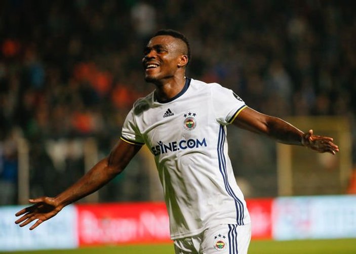 Emenike Olympiakos'ta