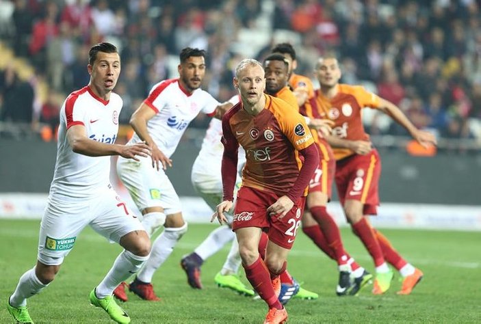 Semih Kaya Sparta Prag'da