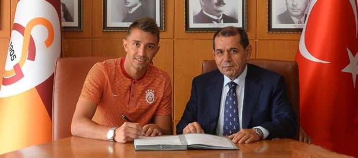 Muslera 3 yıl daha Galatasaray'da