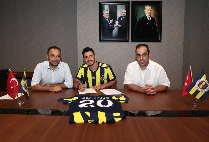 Giuliano resmen Fenerbahçe'de
