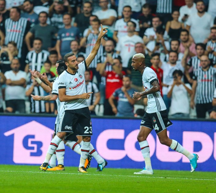 Beşiktaş evinde Konyaspor'u rahat geçti