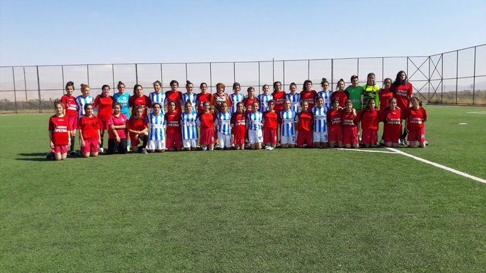 Yüksekova'nın ilk kadın futbol takımı