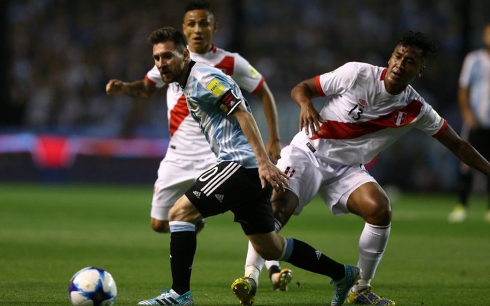 Arjantin ve Şili Dünya Kupası'na gidemeyebilir