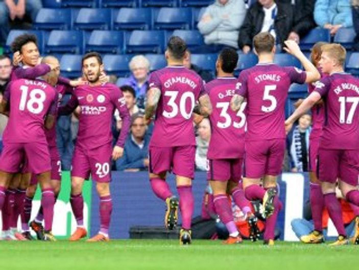 Manchester City kazanmaya devam ediyor