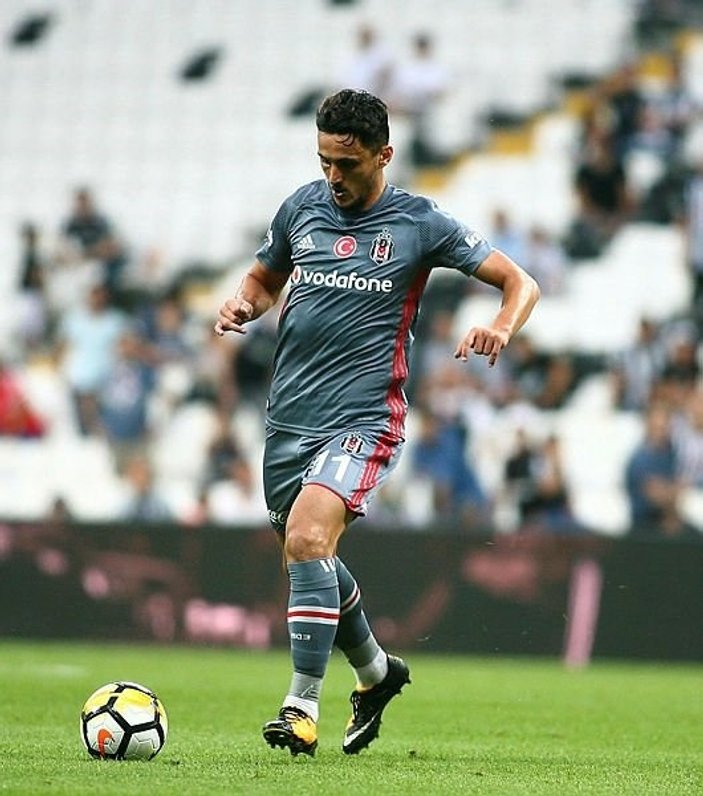 Beşiktaş Mustafa Pektemek'i kiralayacak