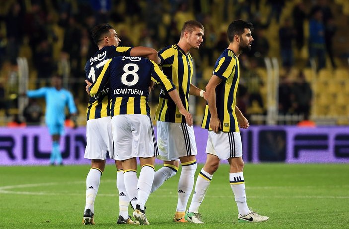 Fenerbahçe Sivasspor'a 4 attı