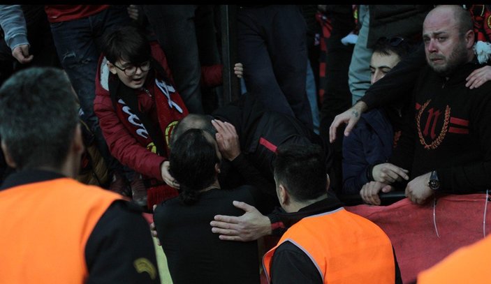 Eskişehirspor'da yönetim protesto edildi