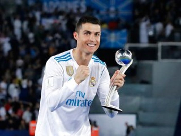 Ronaldo ödüle doymuyor