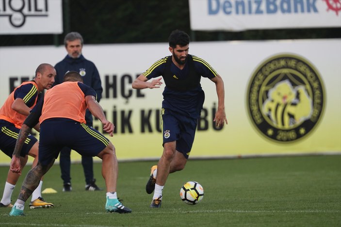 Fenerbahçe'de sakatlar Aykut Kocaman'ı düşündürüyor