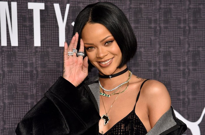 All-Star'a seçilen Embiid'e Rihanna soruldu