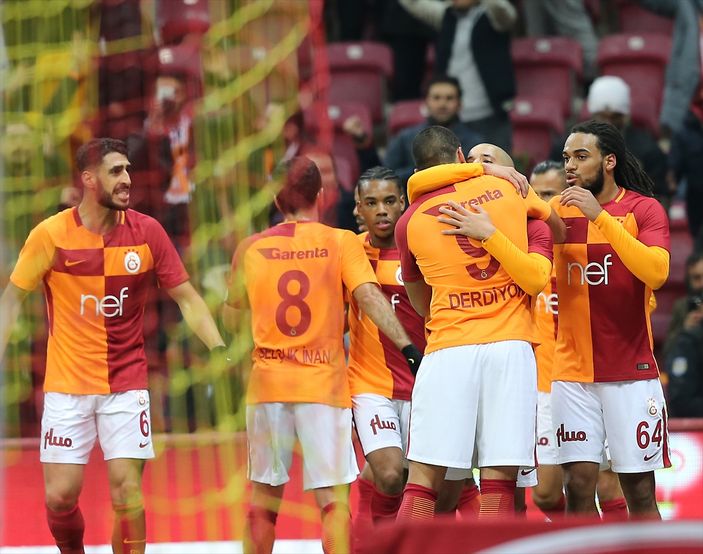 Galatasaray, Osmanlı'yı 2 golle geçti