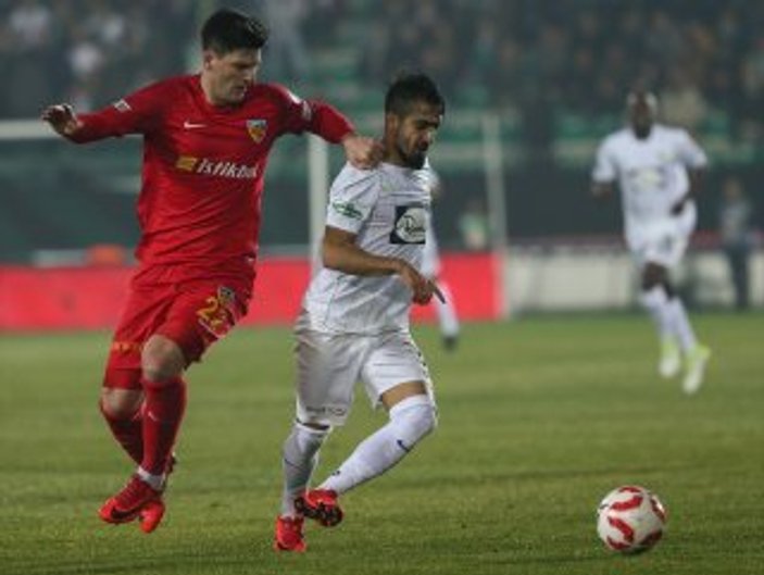 Akhisarspor, kupada Kayseri'yi son dakikada devirdi