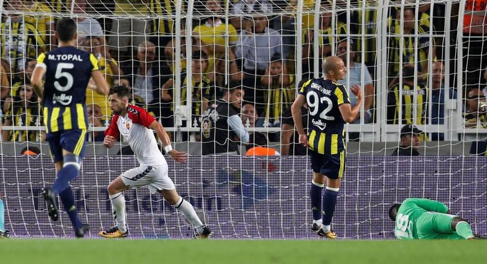 Fenerbahçe'de defans hataları pahalıya patladı