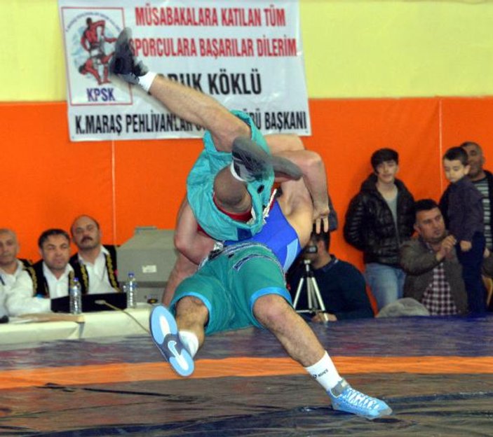 Türkiye Şalvar Güreşi'nde dünya şampiyonu