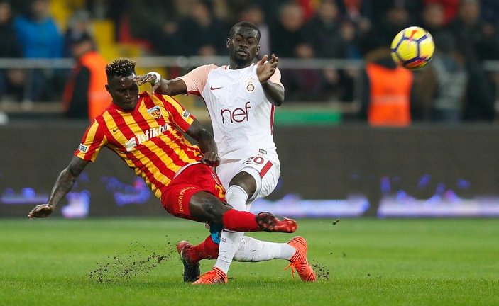 Ndiaye: Galatasaray'dan paramı alamadığım için ayrıldım