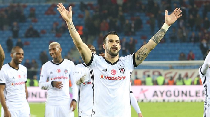 Beşiktaş cephesi Negredo'dan memnun