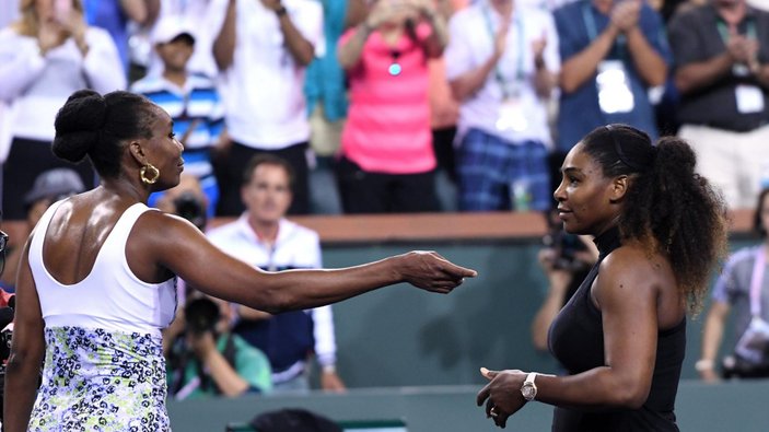 Serena Williams, ablası Venus'e yenildi