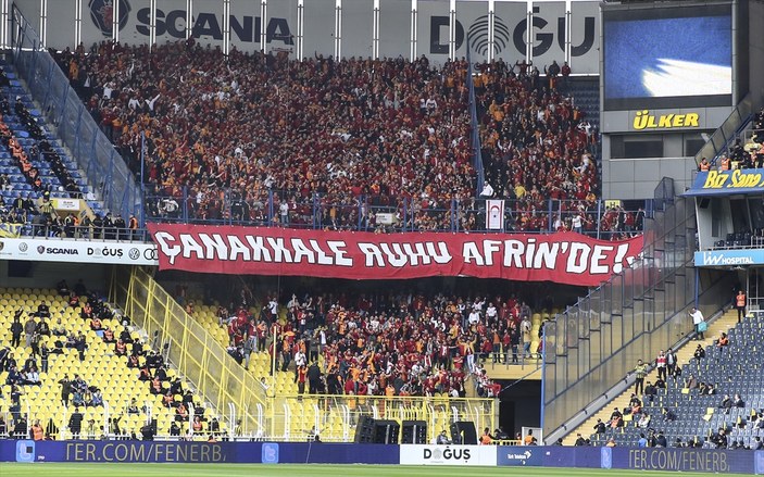 Galatasaray taraftarından Afrin pankartı