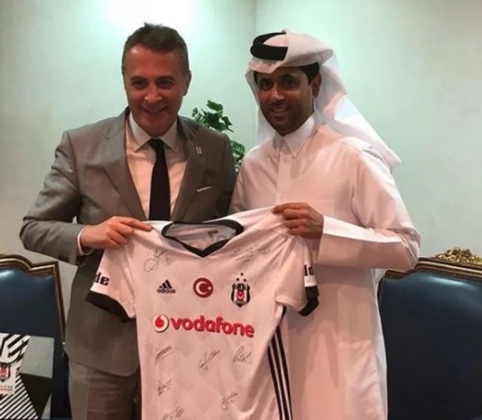 Fikret Orman, PSG Başkanı'na Pepe forması hediye etti