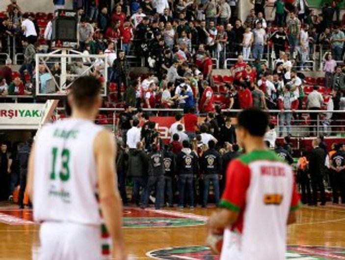 FIBA'dan Pınar Karşıyaka'ya ceza