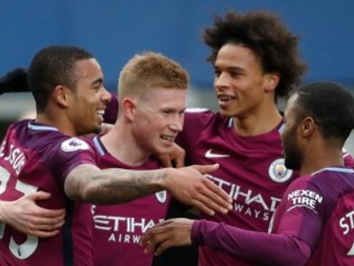 Manchester City, Premier Lig'de şampiyonluğa çok yakın