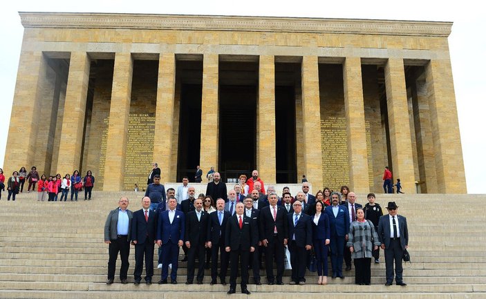 Galatasaray Yönetimi Anıtkabir'de