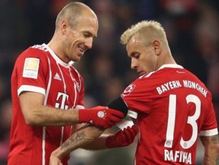Bayern Münih Robben'in sözleşmesini uzattı