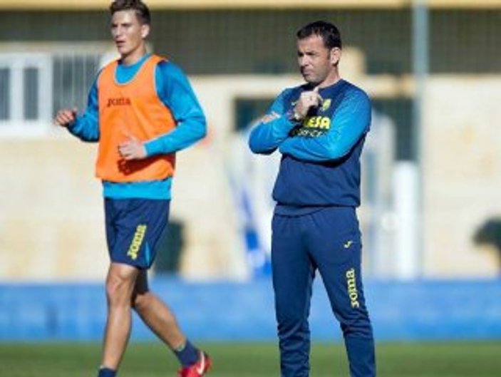 Villarreal, Calleja ile devam edecek