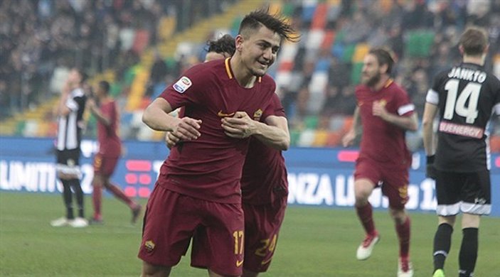 Cengiz Ünder: Totti bana golcü diyor