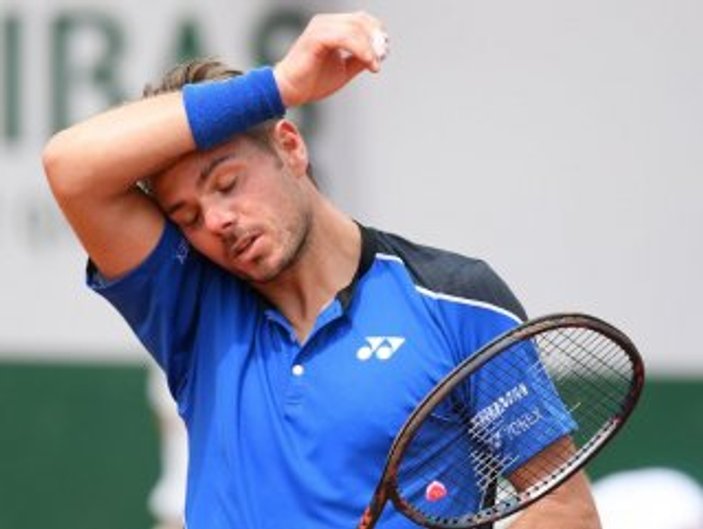 Wawrinka, Roland Garros'a erken veda etti