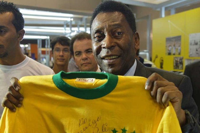 Pele: Neymar, Brezilya'ya kupayı kazandıramaz
