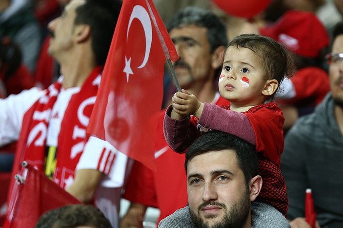 Dünyada futbola ilgi sıralamasında Türkiye üçüncü